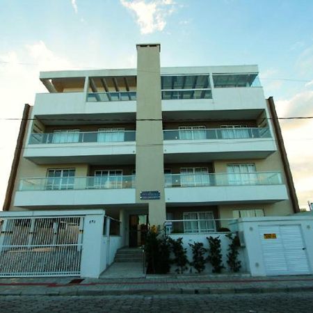 Edificio Villa Milano Bombinhas Exterior photo